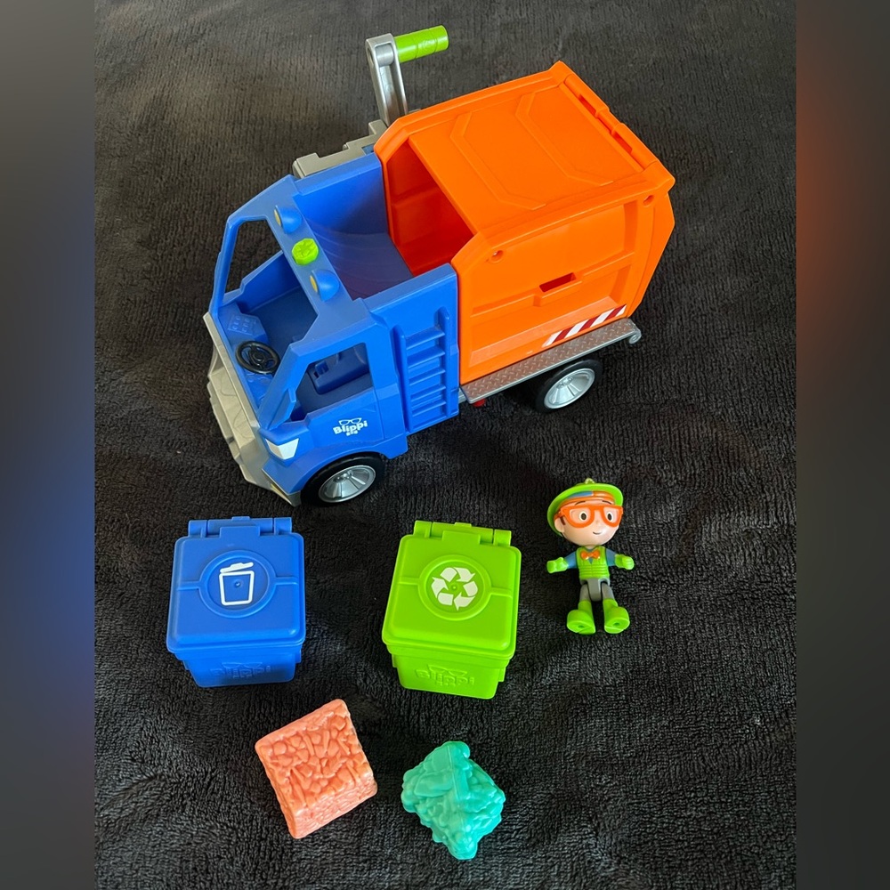 Blippi Garbage truck toy